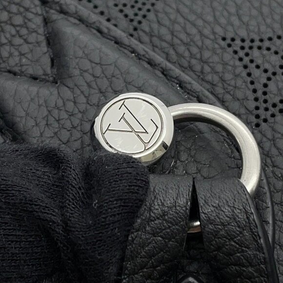 LOUIS VUITTON Blossom Size PM Monogram Mahina Noir M21848 - Picture 12 of 16